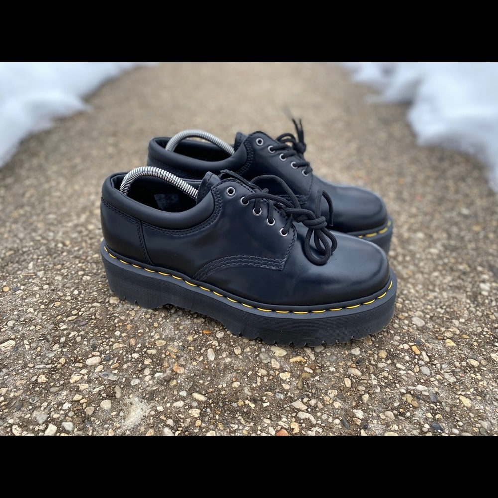Dr. Martens 8053 Quad 5 Eye Oxford